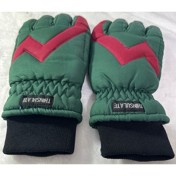 THINSULATE Green and Red Puffer Gloves - Picture 2 of 4